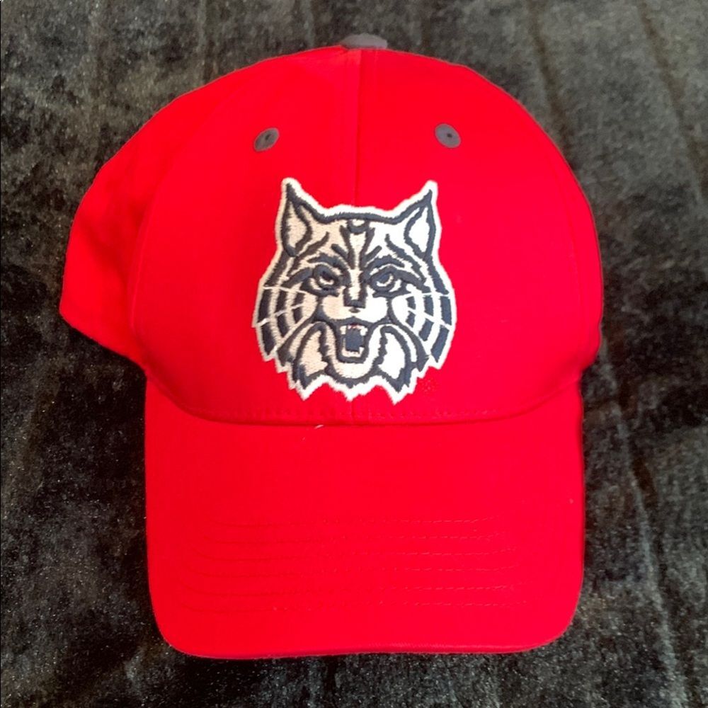 NCAA Captivating Arizona Wildcats Unisex Red Curved Bill Sport Adjustable Cap
